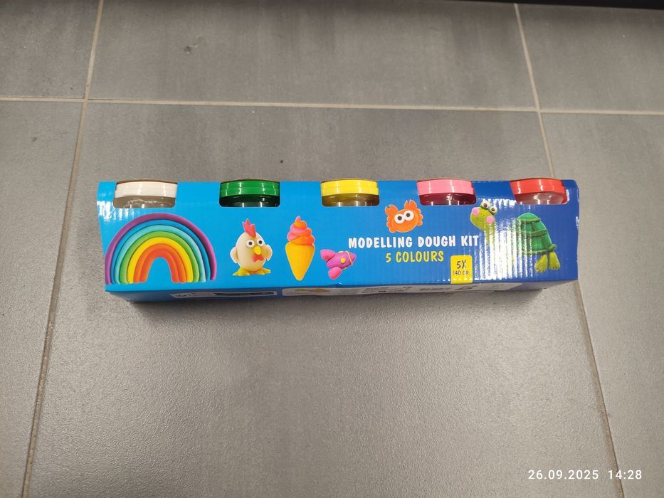 Nowy zestaw modeliny 5 kolorów