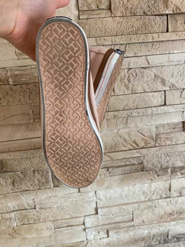Trampki Tommy Hilfiger pudrowy róż 38 24cm