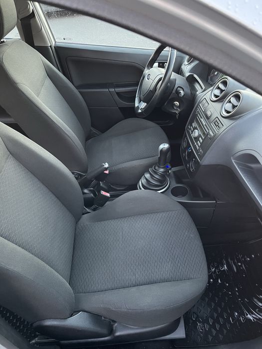 Продам Ford Fiesta