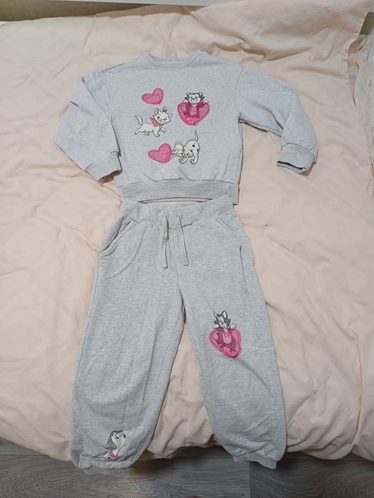 Дитячий спортивний костюм