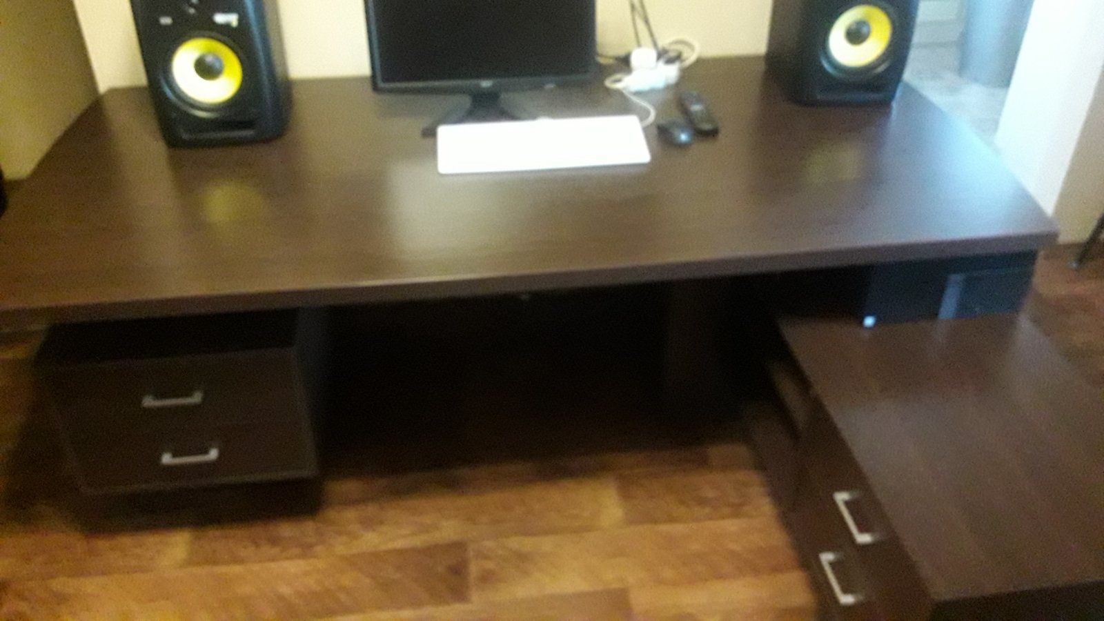Продам стол офисный дом кабинет