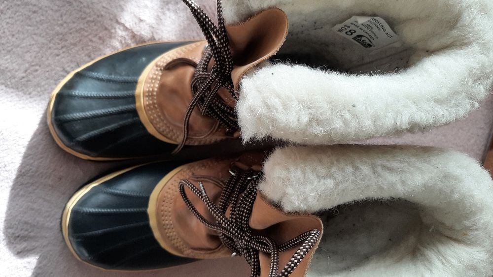 ЗАБРОНЬОВАНІ Продам канадські черевики мисливські