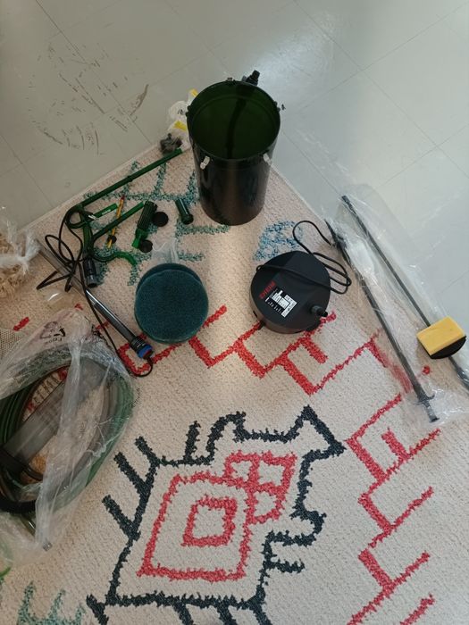 Aquário com bomba