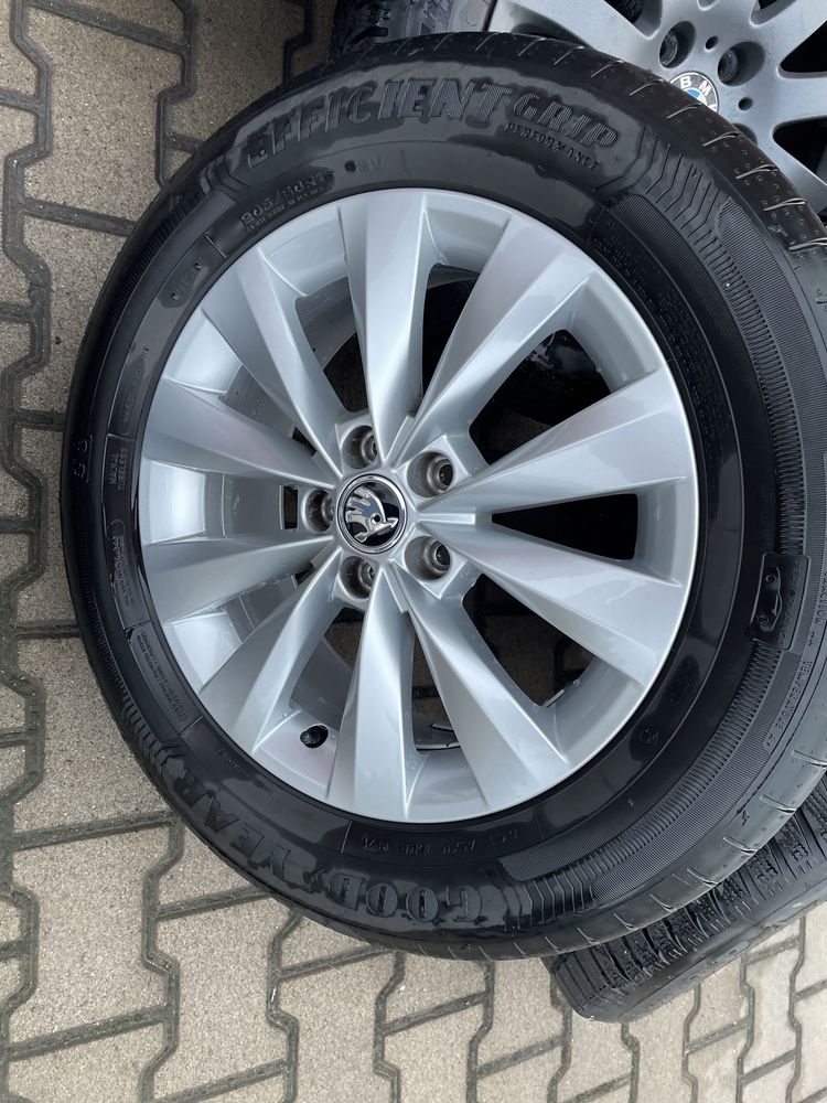 Kola felgi skoda kamiq scala 16 cali opony 205/60/16 goodyear letnie