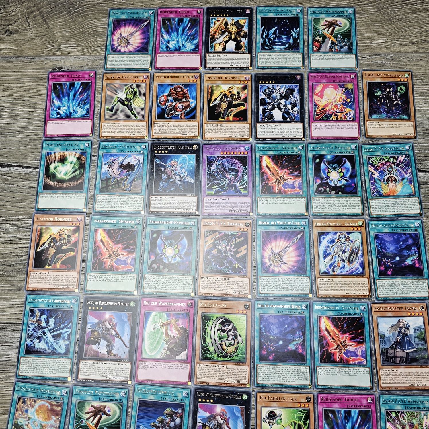 Karty Yu-Gi-Oh! Kolekcjonerskie 45 sztuk