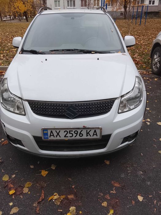 Автомобіль Suzuki SX4
