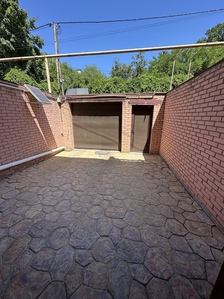 Дом 16ст. Великого Фонтану 15 хвилин пішки до моря. Таунхаусу 108.6м²
