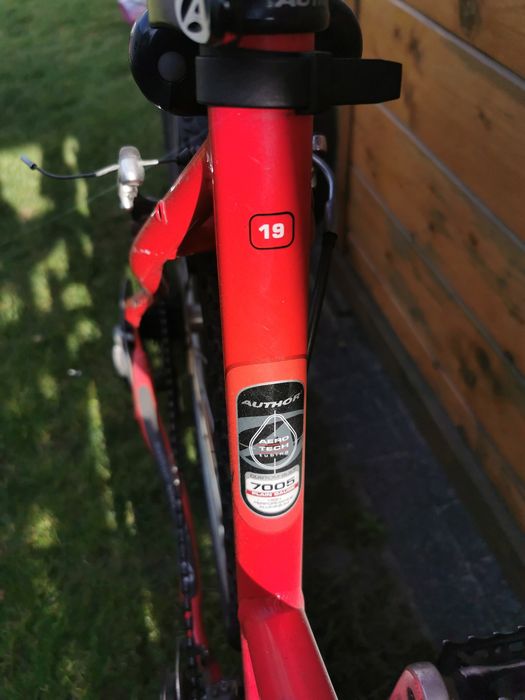 Author Vista rozmiar 19