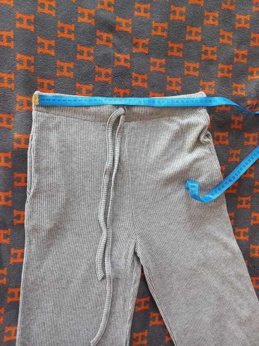 Костюм в рубчик сірий теплий(штани /светр)