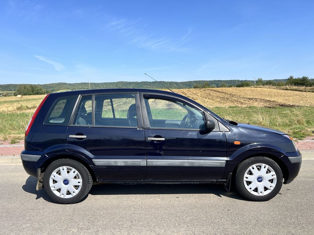 Ford Fusion Lift 1.6B 101km Klima Hak 154 tys km 2006r