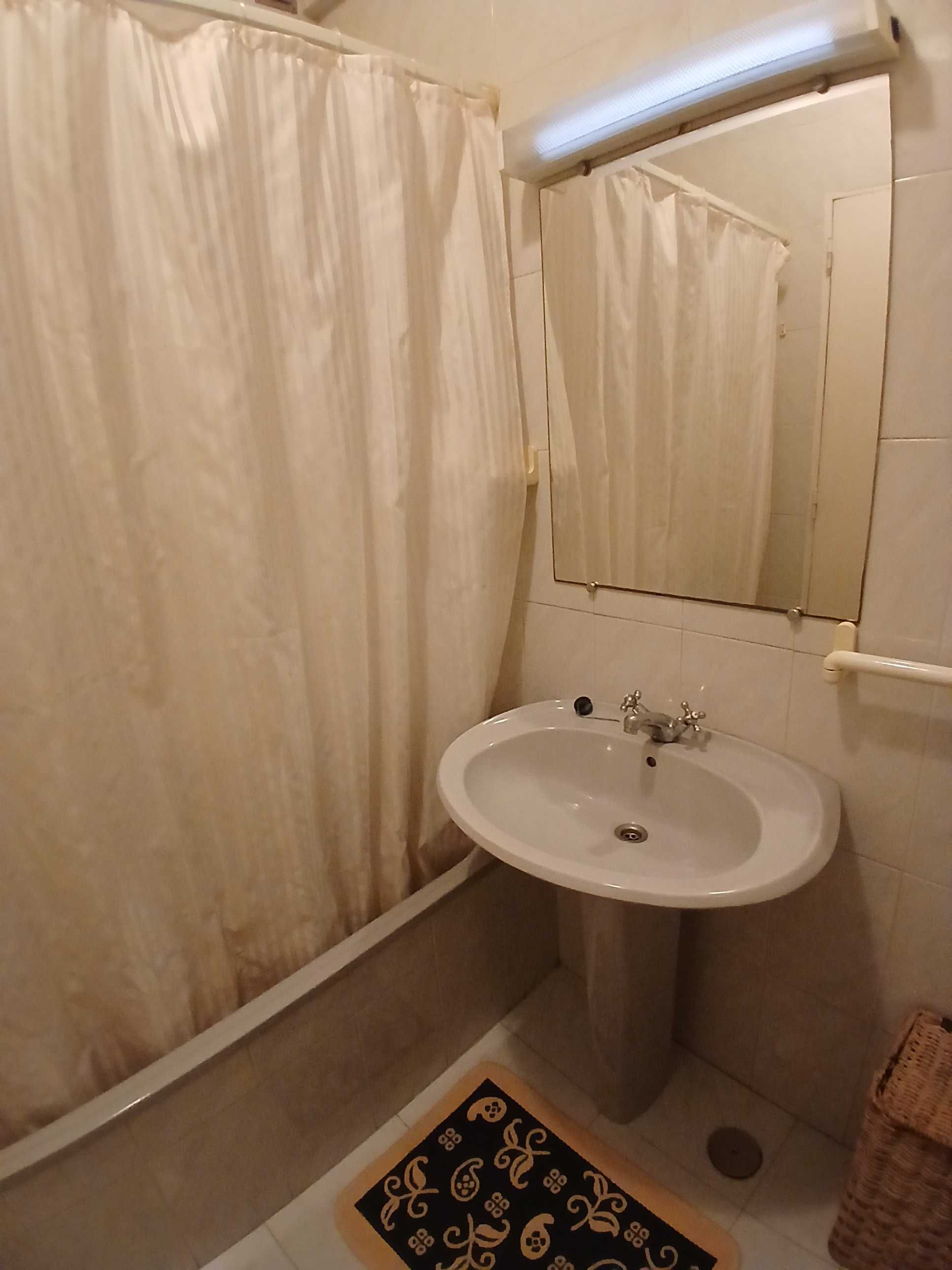 Apartamento T1, Reboleira - Amadora