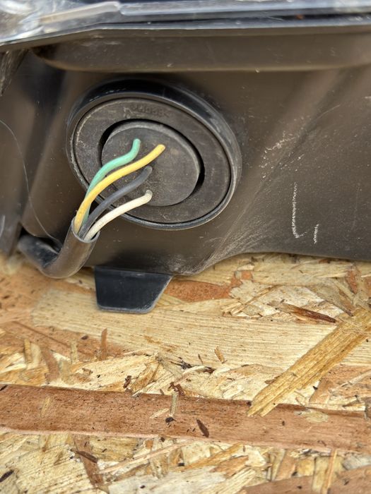 Lexus NX 2017-2021рік фара дхо права ліва LED оригінал б/у