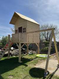 Drewniany plac zabaw dla dzieci drewniany domek zjezdzalnia hustawki