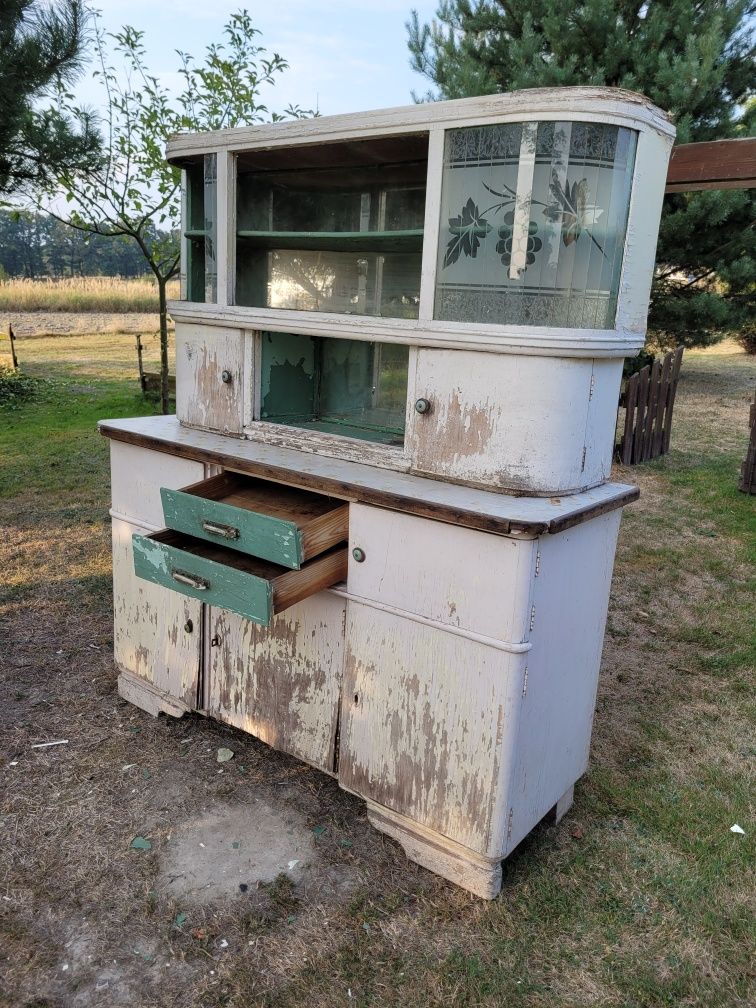 Kuchnia PRL Byfyj