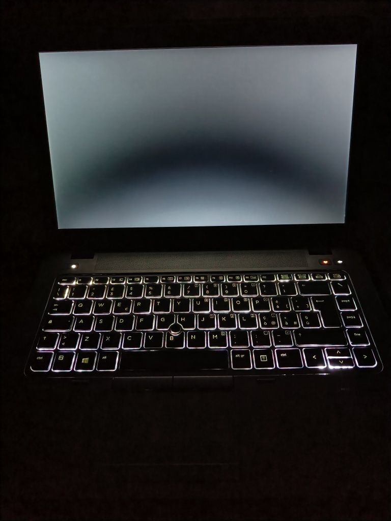 Ноутбук HP EliteBook 840 g2 / i5-5300U / 120 ssd / 8gb