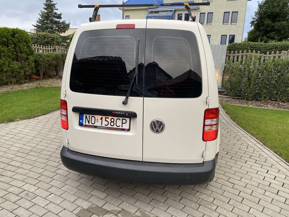 VW CANDDI  1,6 D  2011r