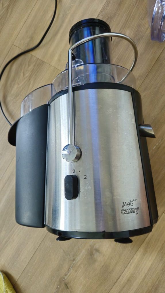 Sokowirówka Camry ProfiJuice CR110, 1000W