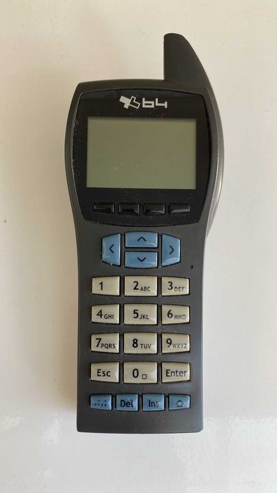 Vendo terminal de inventário X64, com carregador e cabos para conexão.