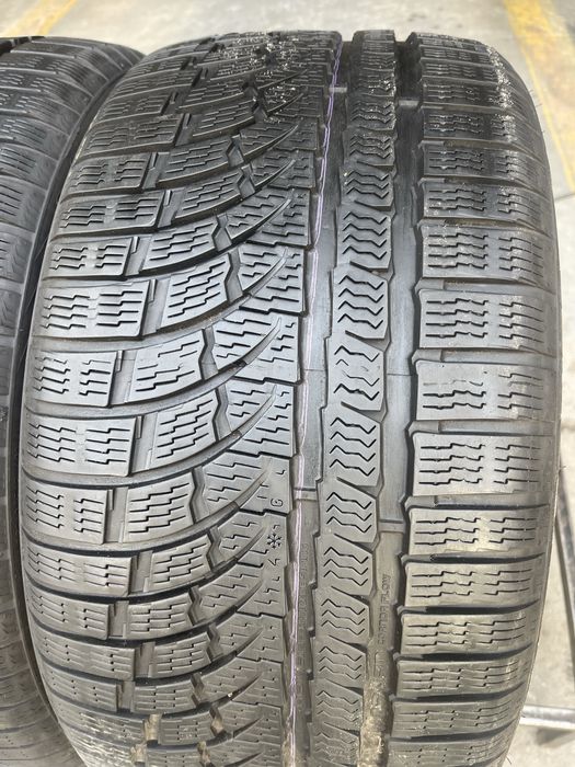 Шини зимові R19 255 35 225 40 Nokian WR Склад Осокорки