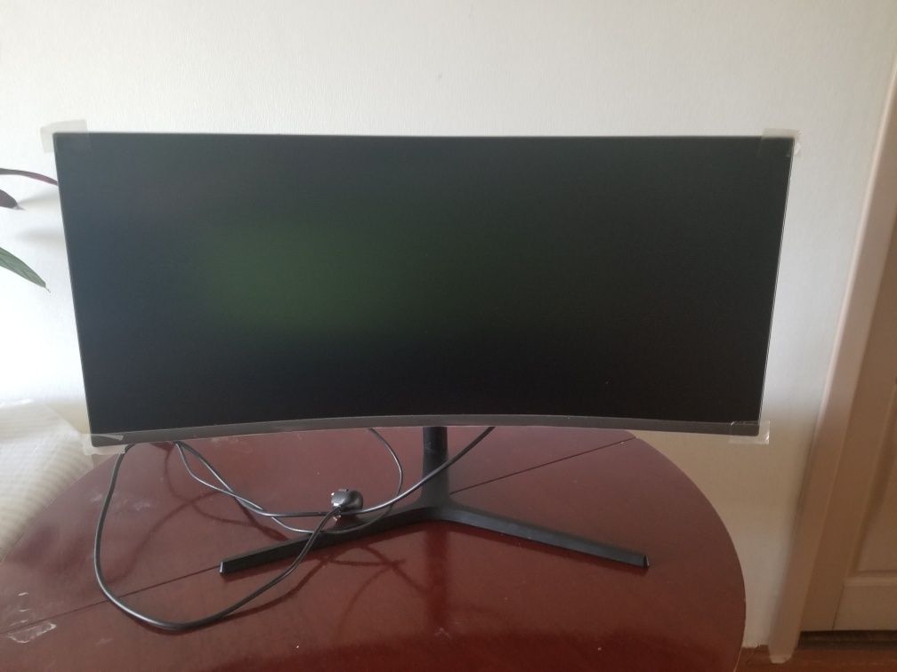 Монітор 34" Samsung Curved C34H890