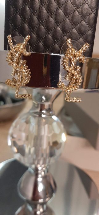 Duże, pozłacane kolczyki ysl model Opyum Cudo lv cc