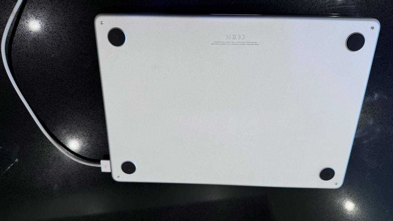 Ноутбук Apple MacBook Air 13.6'' M2 8-Core GPU 256Gb A2681 Silver Б\В