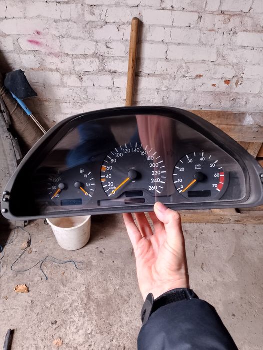 Приборная панель приборка мерседес  w203 w209 w210 w208clk
