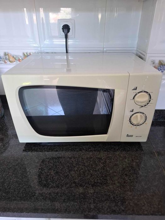 Microondas  em muito bom ESTADO