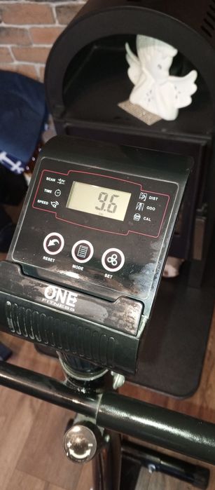 Rower stacjonarny mechaniczny RW 3011 One Fitness