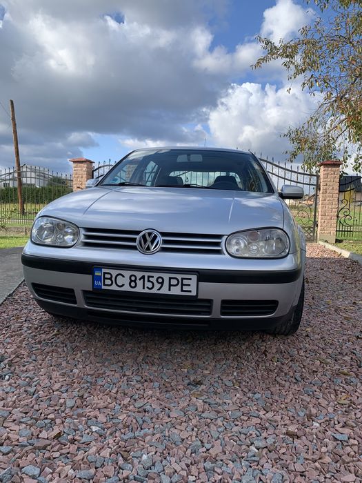 Продаю Volkswagen Golf IV