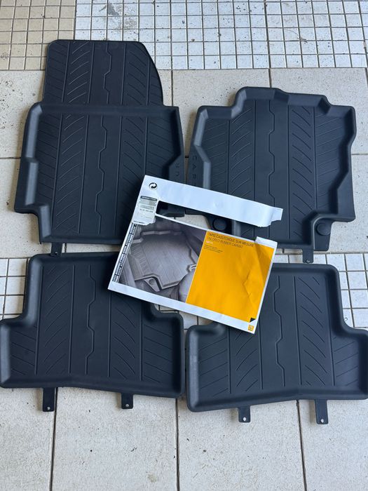 Dywaniki przednie gumowe Renault Captur