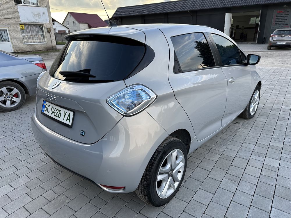 Renault Zoe рено 2014 22kw