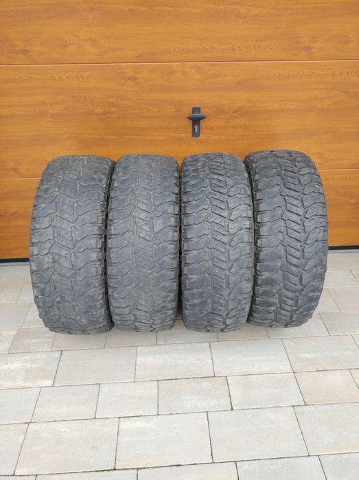 Opony terenowe 275/60 R20 używane.