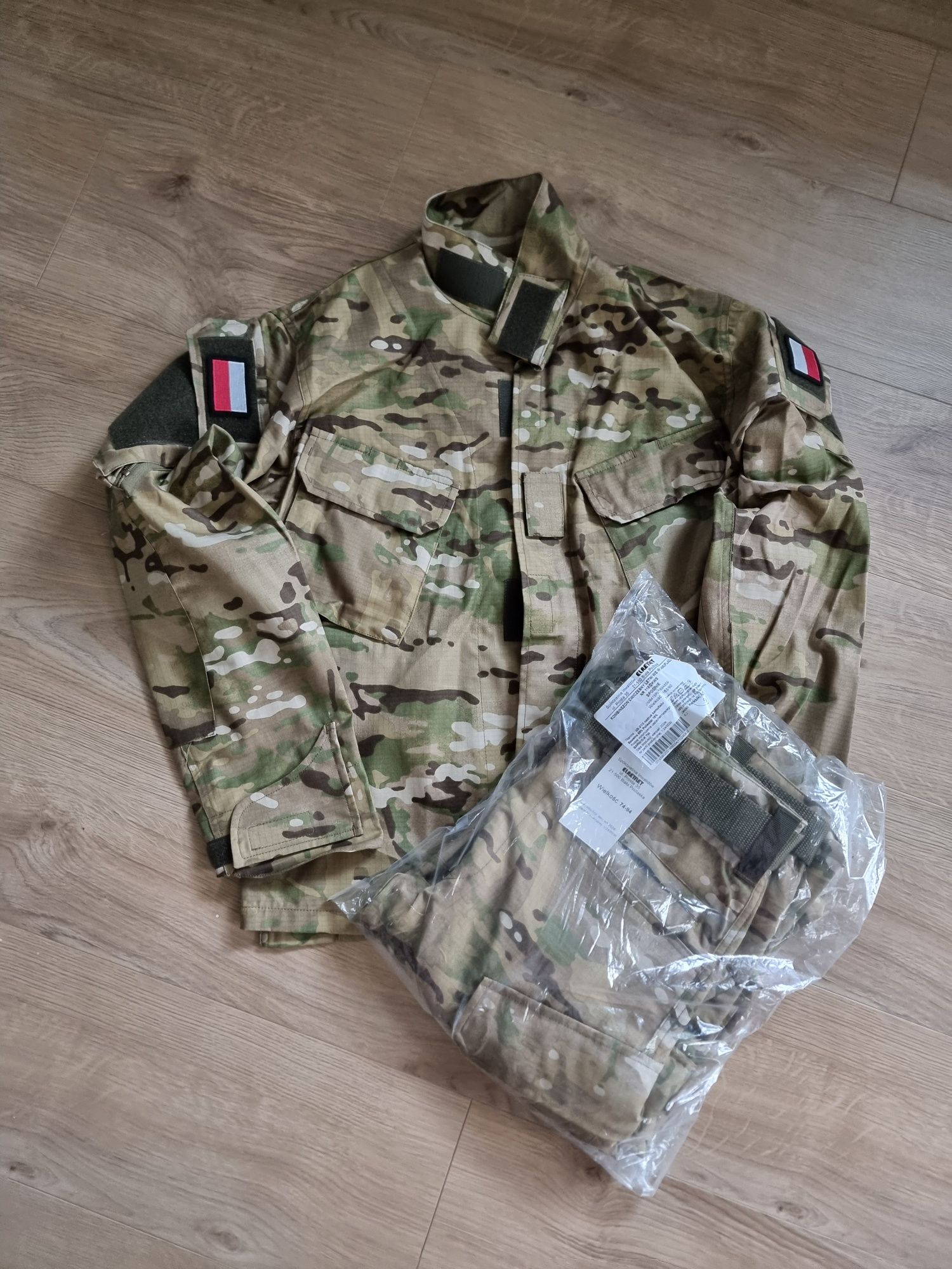 Mundur ćwiczebny letni wojsk specjalnych r. 100/163 r. S/M 118/D