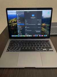 Mackbook Air M1 8/256,акб 95%,10/10,23000