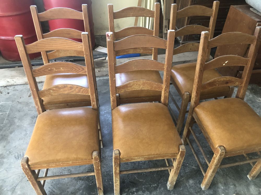 Cadeira estofada 16 unidades