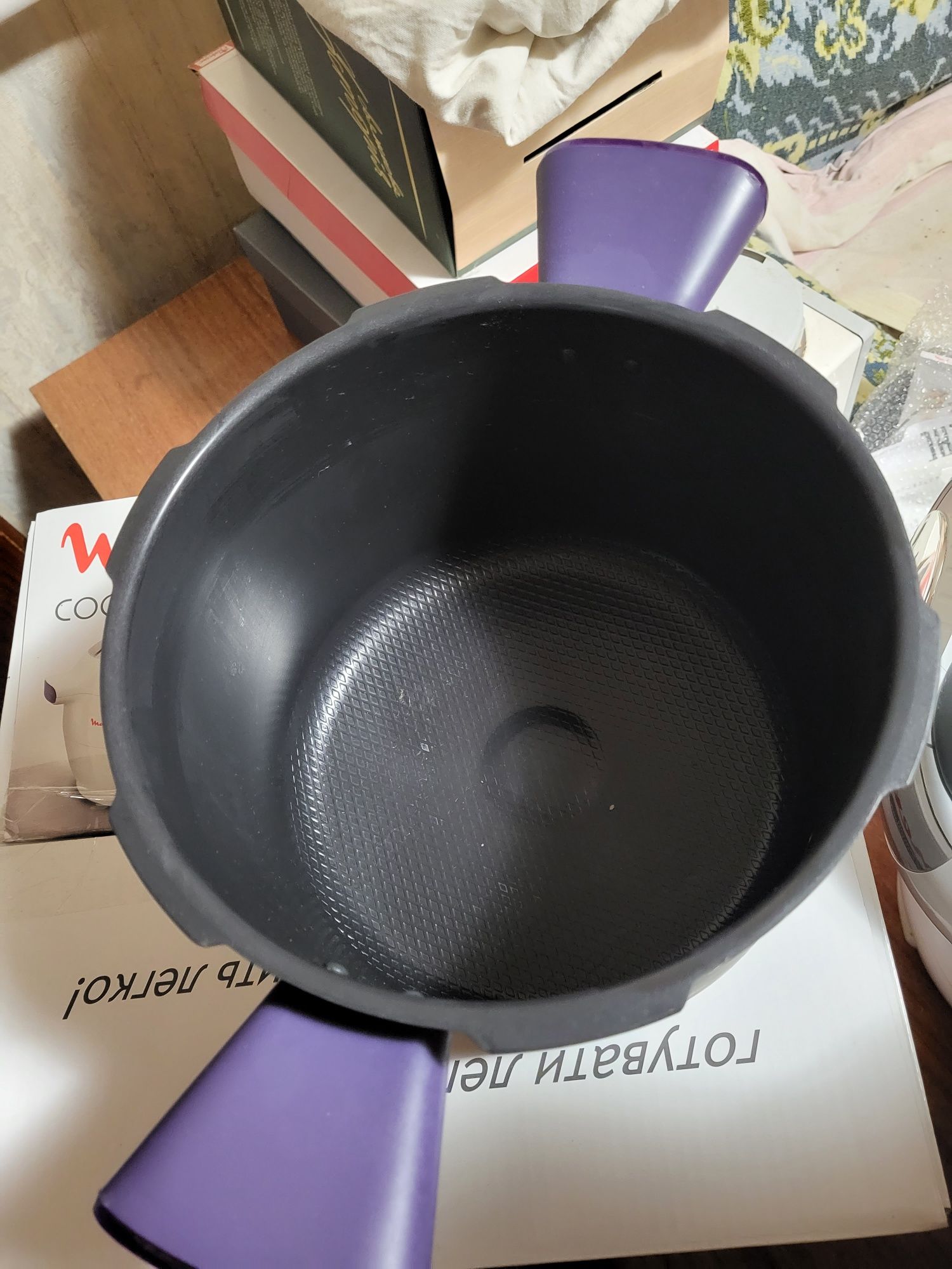 Продам умную  мультиварку moulinex cook4me .