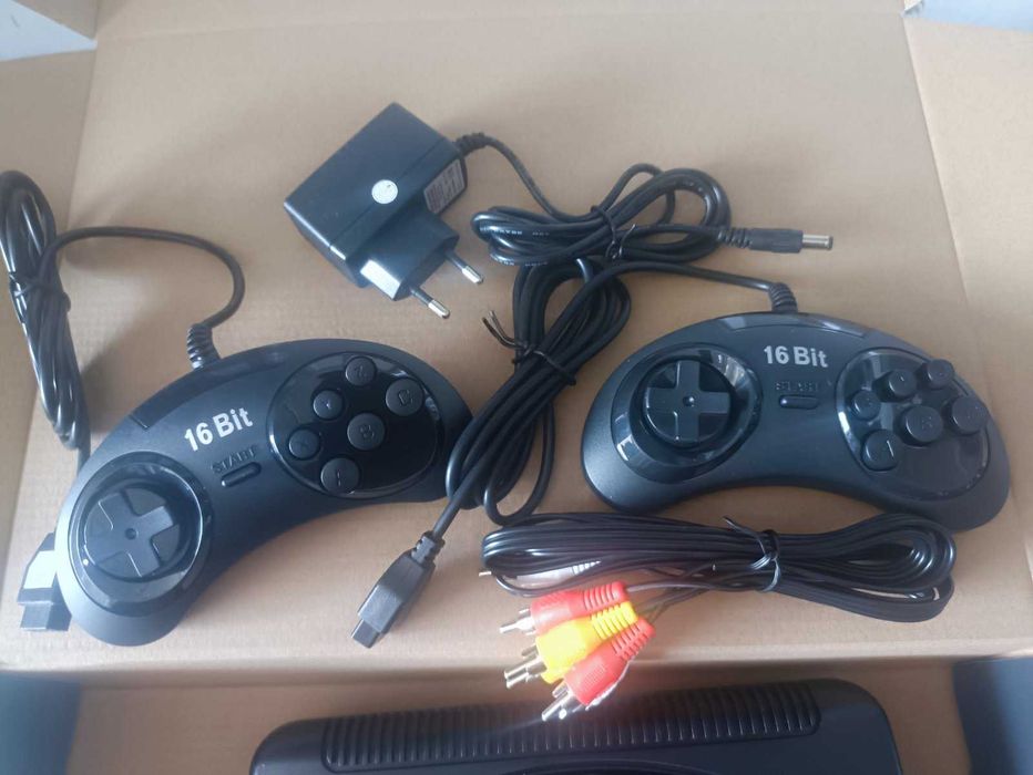 Игровая Приставка 16bit MEGA Drive (166 разных игр)