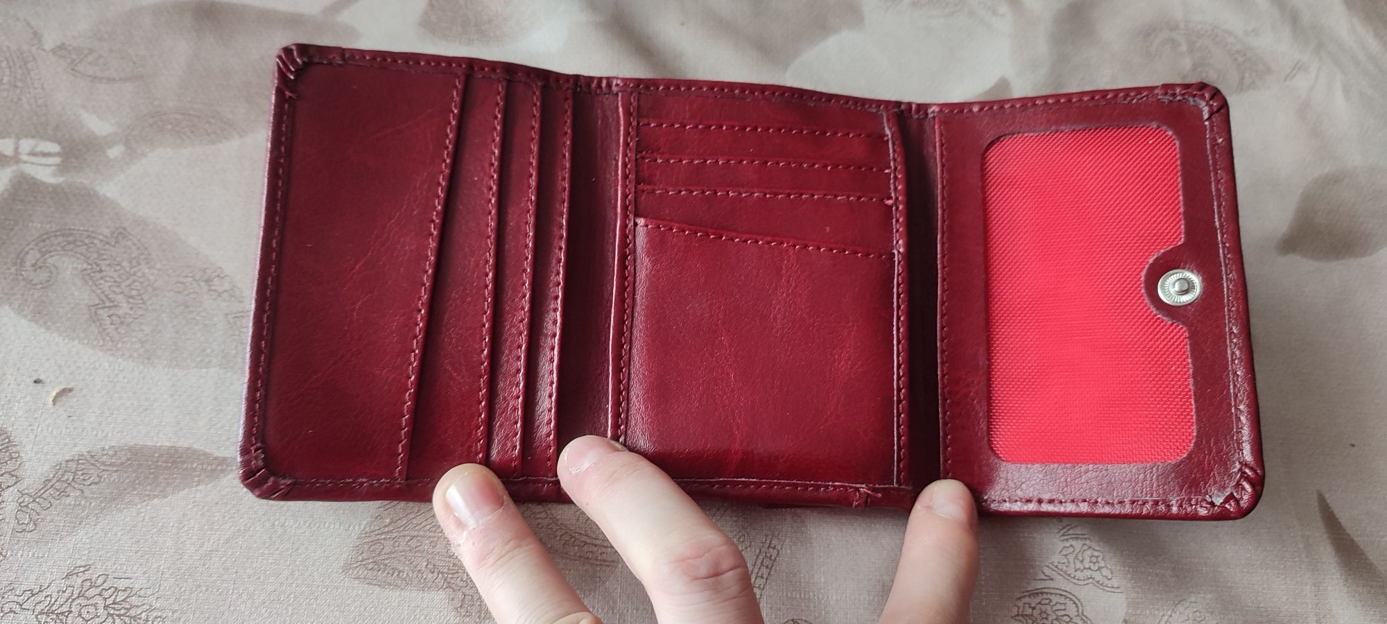 Nowy czerwono-bordowy damski portfel
