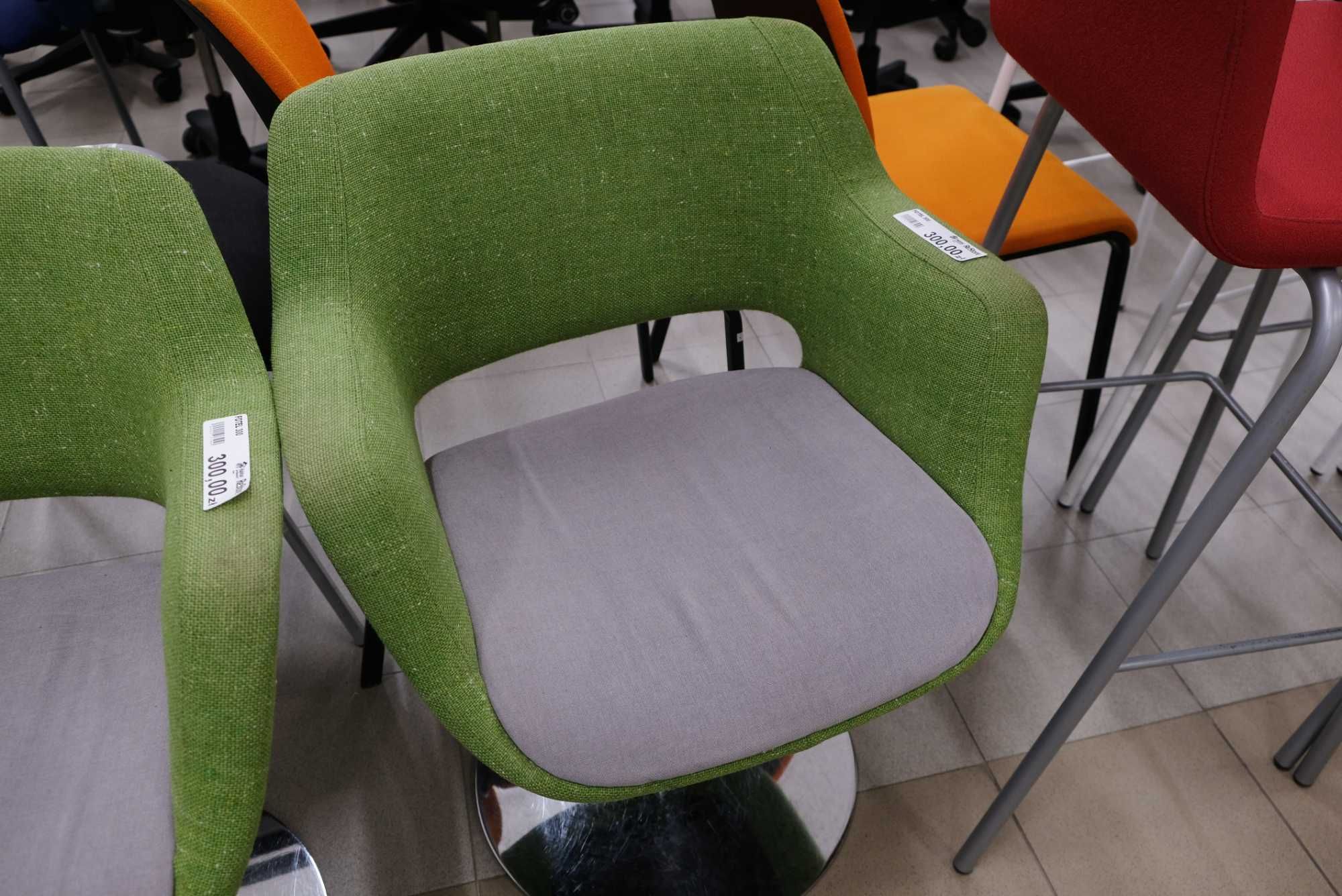 Stylowy zielony fotel biurowy firmy Martela