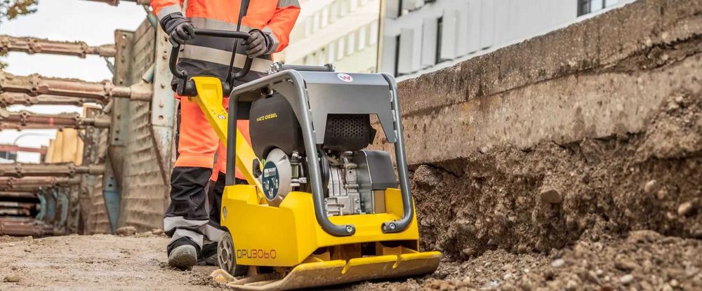 Zagęszczarka 300 kg,zagęszczarka 275 kg,zagęszczarka Wynajem Transport