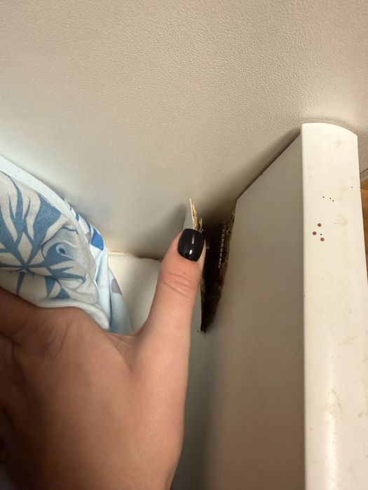 Ліжко та матрац для дівчинки