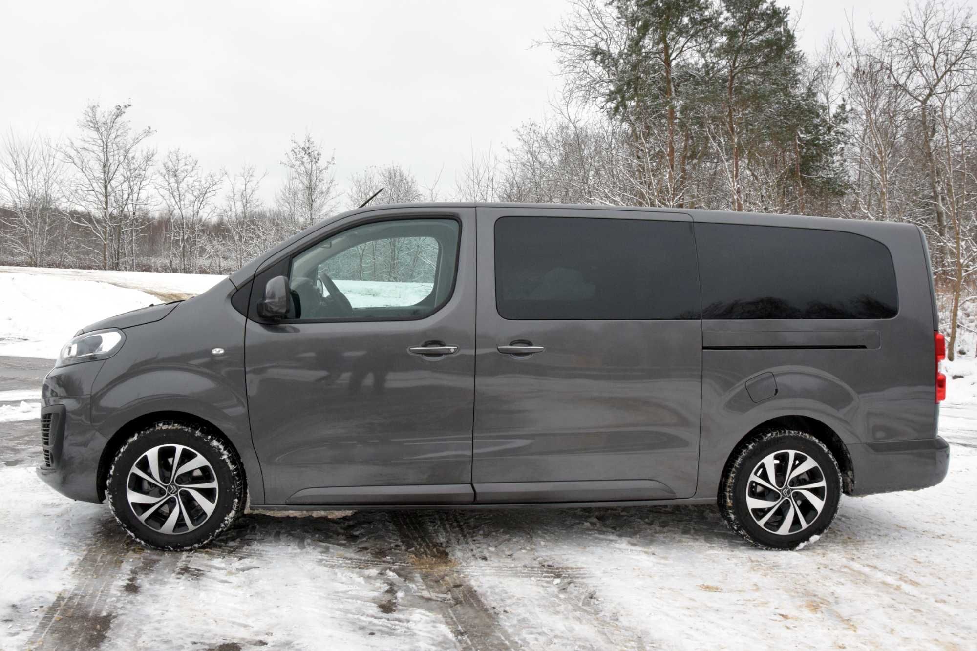 Wynajem Premium BUS 7-osobowy Citroen SPACETOURER 2020, od 170 zł/doba
