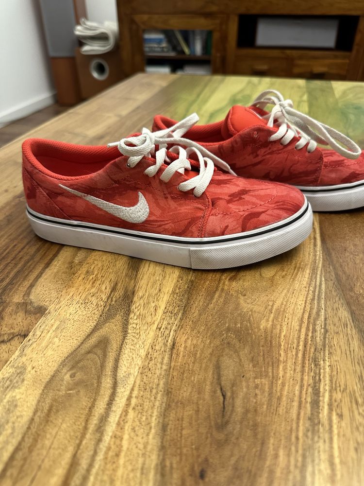 Sprzedam trampki  nike sb r35,5