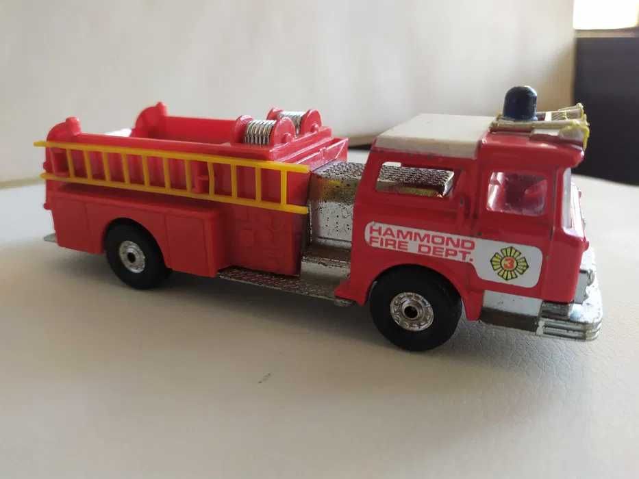 Corgi Camião Mack Auto-Tanque Bombeiros” 1979