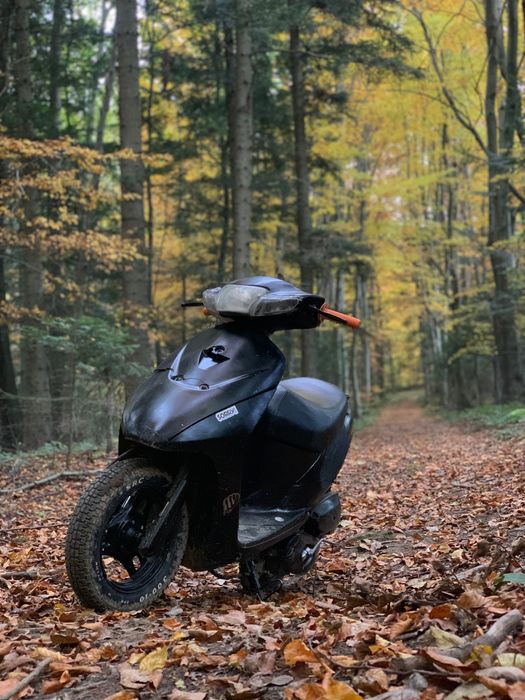 Скутер сузукі лець 3 бабочка