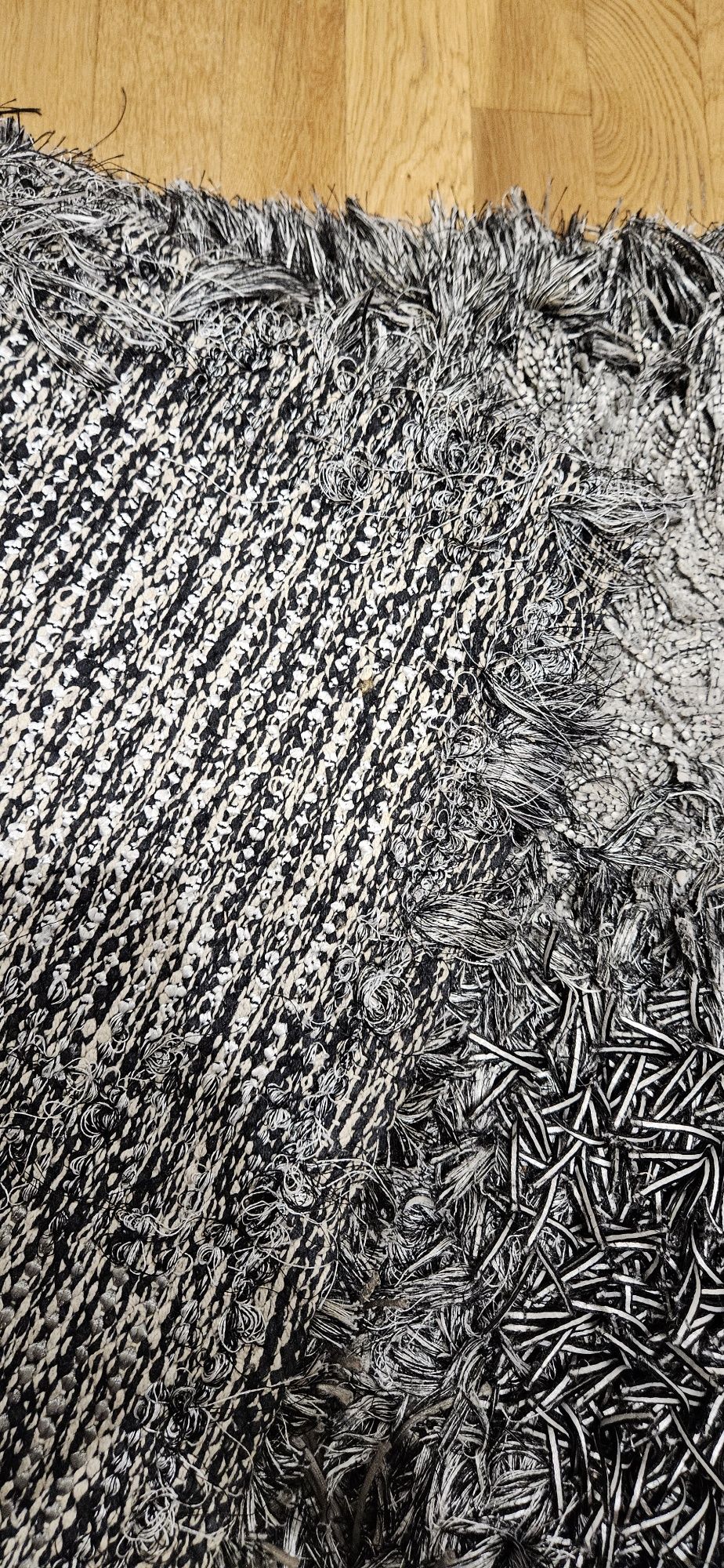 Dywan szary czarny srebrny 180x126 cm