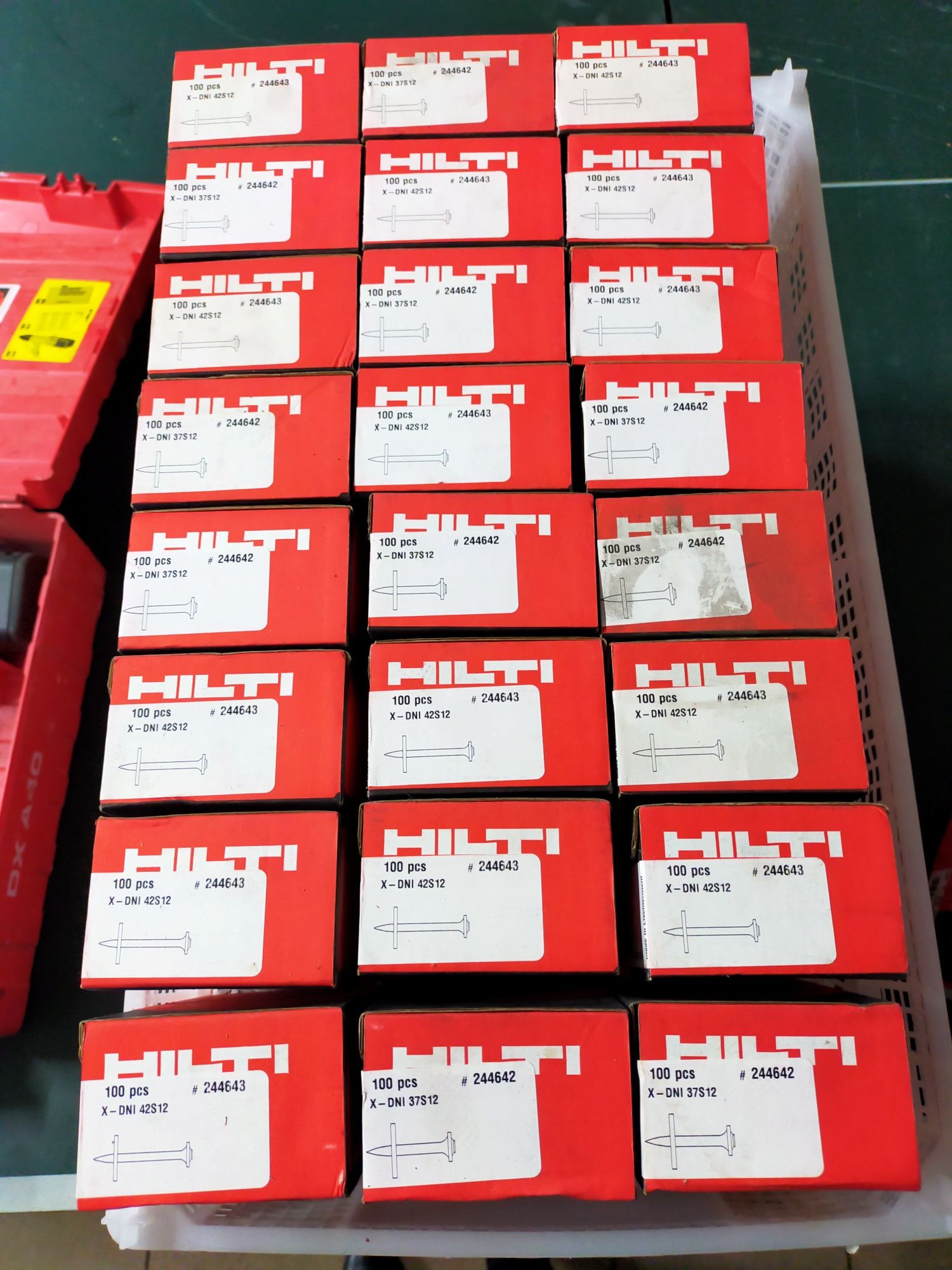 HILTI gwoździe i podkładki stalowe