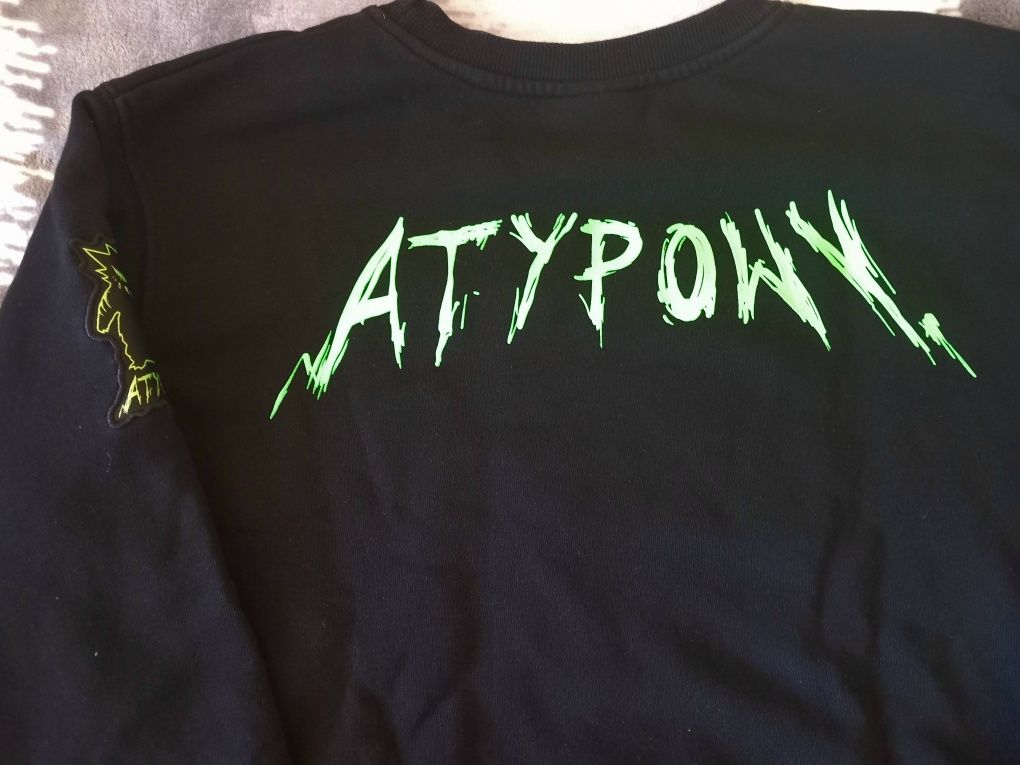 Bluza bez kaptura Atypowy Szpaku Młody Simba Gugu Chivas Borcrew