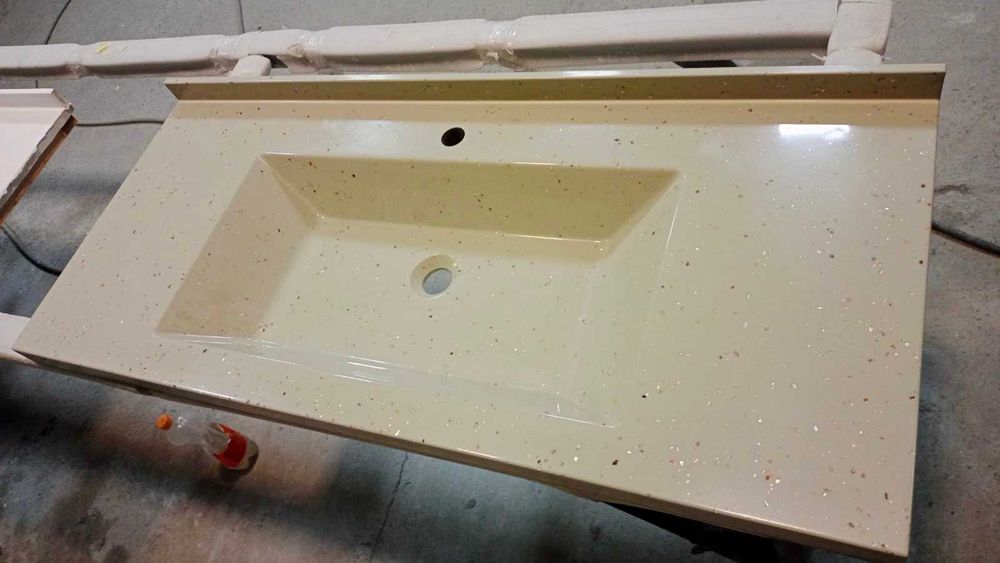 Умивальник литий зі стільницею, поверхня над пральною. Акція!